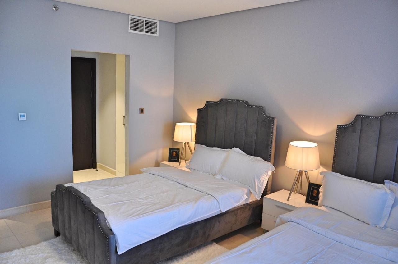 Spacious 4 Bd Apartment With Amazing Sea View Dubai Exterior photo