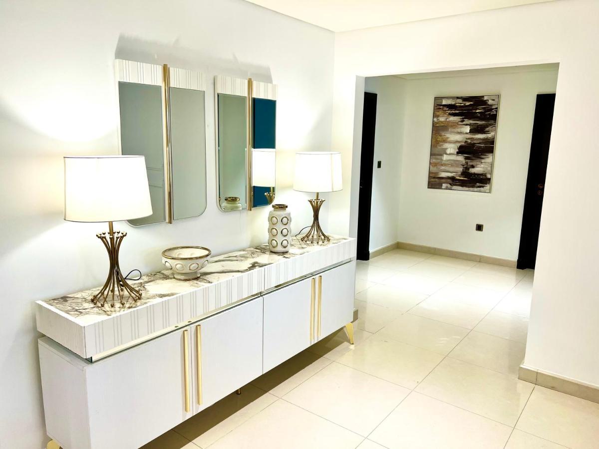Spacious 4 Bd Apartment With Amazing Sea View Dubai Exterior photo